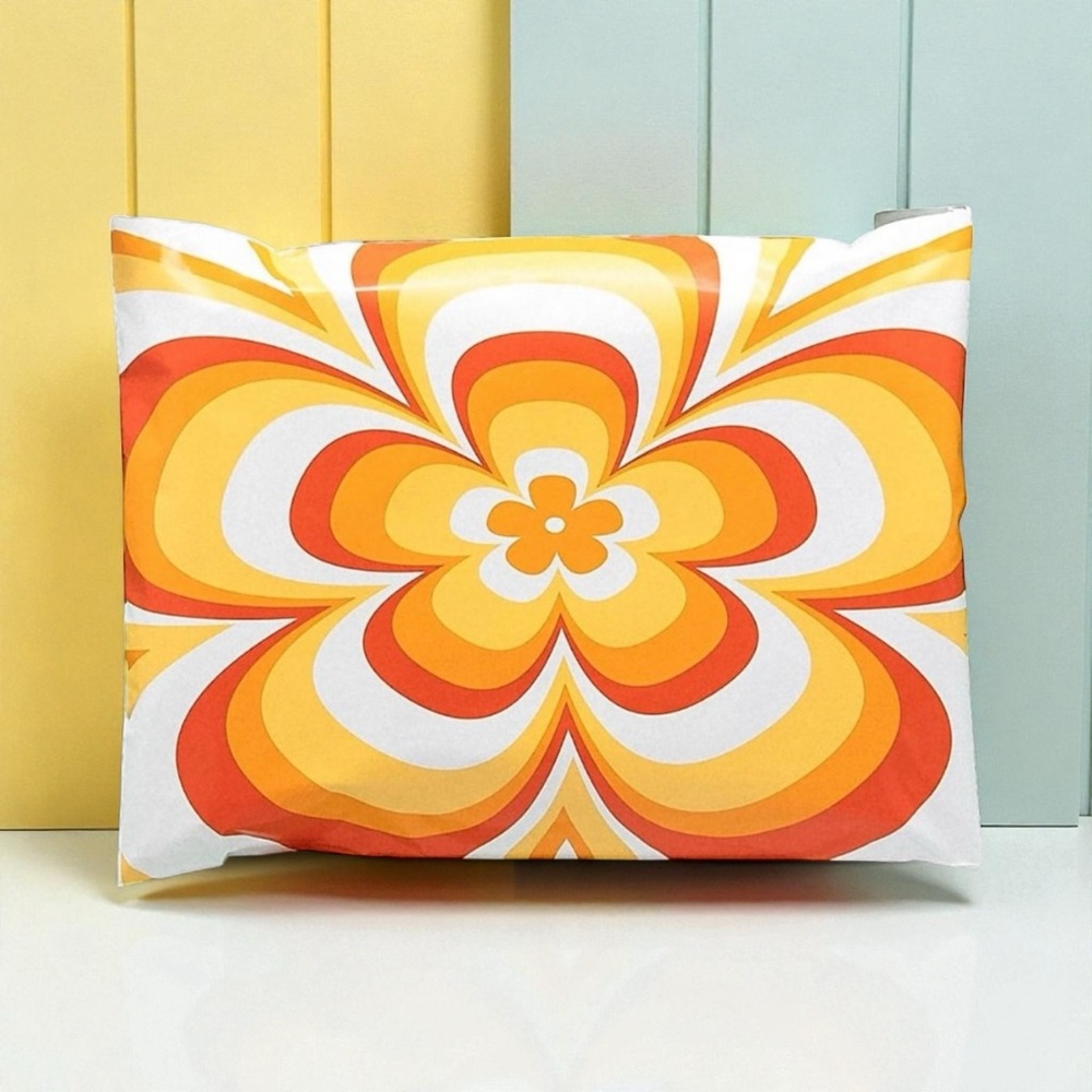 Flower Power Poly Mailers 19x24 Pack of 10 PRICE IS FIRM - Picture 2 of 7